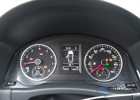 2017 Volkswagen Tiguan 2.0T/2.0T S из США, поврежденный, VIN WVGAV7AX6HK046602